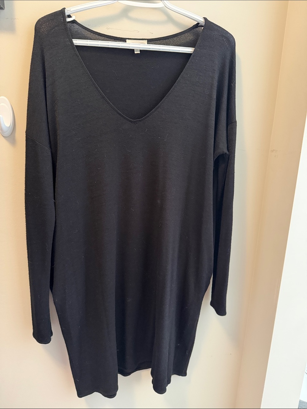 Wilfred Black V-Neck Long Sleeve Dress